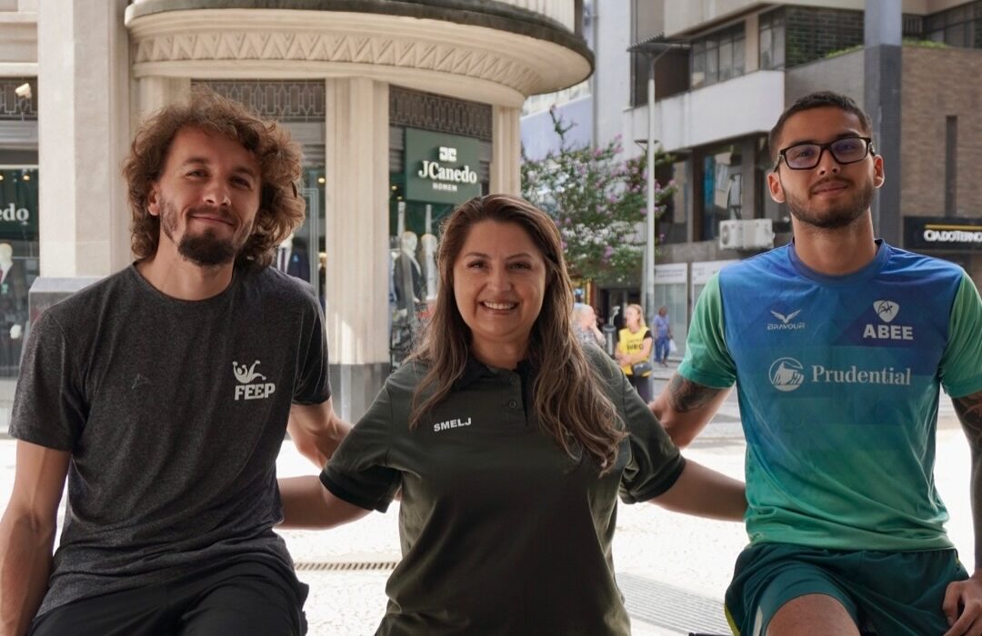 Atletas paranaenses participam de ação de combate ao sedentarismo