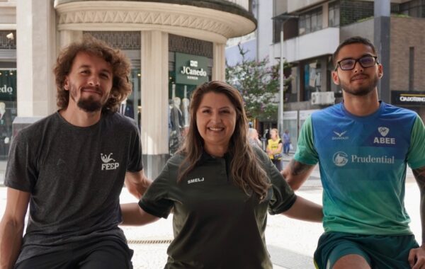 Atletas paranaenses participam de ação de combate ao sedentarismo