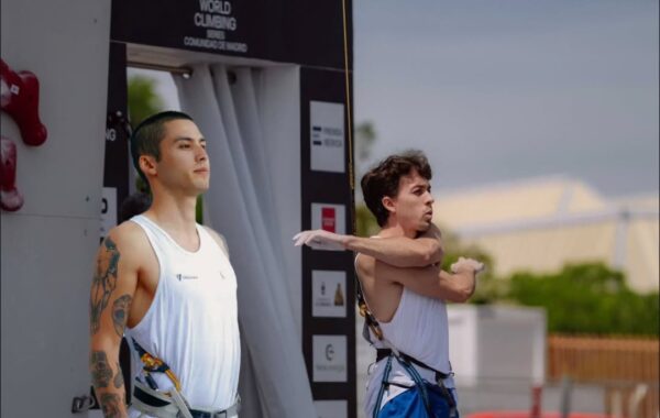 Histórico! Pedro Egg quebra recorde brasileiro e estreia no Speed Relay ao lado do primo Caio Egg em Cracóvia